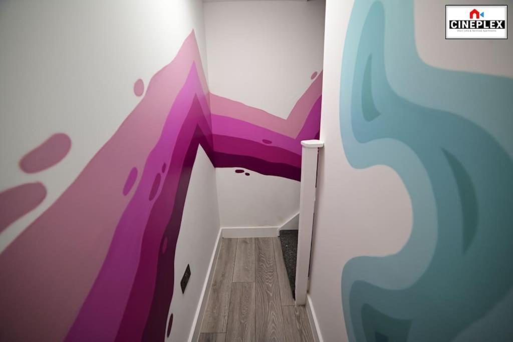 Cheerful 1bed Studio Flat With Netflix And Wi-fi By Cineplex Short Lets & Serviced Appartamento