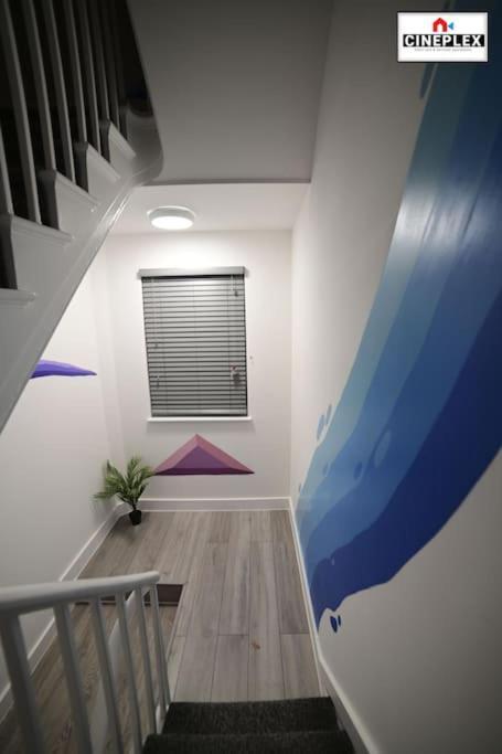 Cheerful 1bed Studio Flat With Netflix And Wi-fi By Cineplex Short Lets & Serviced * Londra