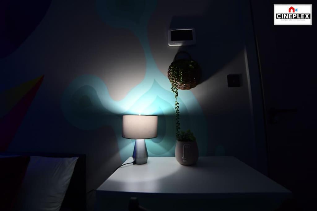 Appartamento Cheerful 1bed Studio Flat With Netflix And Wi-fi By Cineplex Short Lets & Serviced *