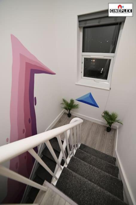 Cheerful 1bed Studio Flat With Netflix And Wi-fi By Cineplex Short Lets & Serviced Apartament Londra